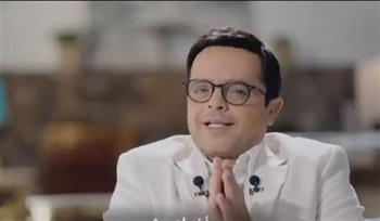 محمد هنيدي يروي قصة استيلائه على غرفة معتز الدمرداش
