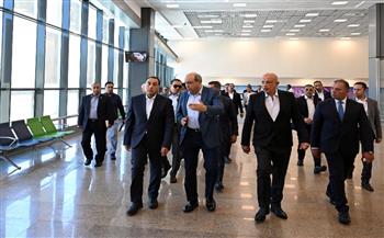 رئيس الوزراء يتفقد تطوير مطار سفنكس الدولي.. ويؤكد: مركز محوري لاستقبال الوفود الرسمية والسائحين