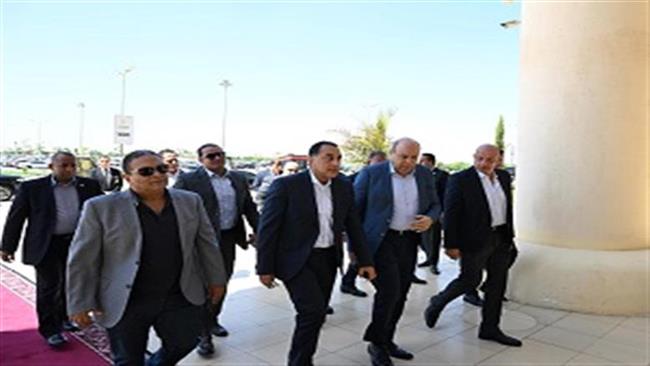 يربط بين المتحف المصري الكبير والأهرامات.. رئيس الوزراء يتفقد "الممشى السياحي"