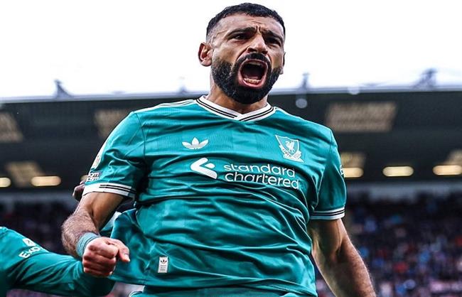 محمد صلاح: واجهنا منافسًا صعبًا.. وسعيد بالفوز على بيرنلي