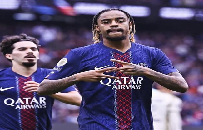 الدورى الفرنسي.. باريس سان جيرمان يتربع على الصدارة بثنائية "باركولا" في لانس 