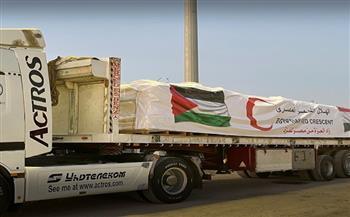 استئناف دخول المساعدات الإنسانية إلى الفلسطينيين بقطاع غزة