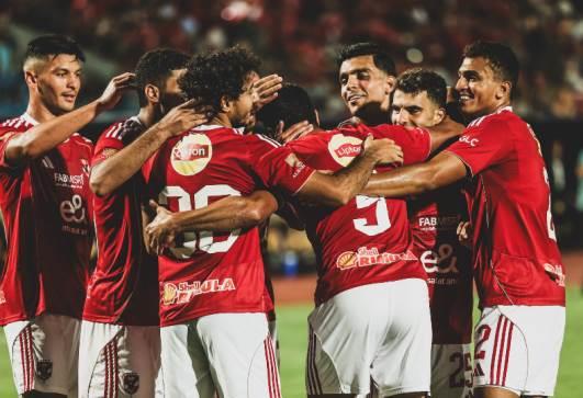 شوبير يكشف مفاجأة عن مدرب الأهلي الجديد