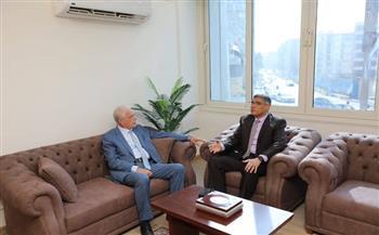 محافظ الجيزة يستقبل مستشار الرئيس لمتابعة الاستعدادات بمحيط المنطقة الأثرية للأهرامات والمتحف الكبير