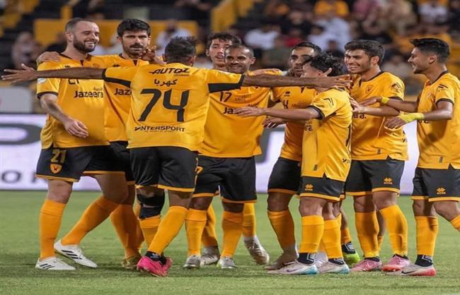 كهربا يحتفل بهدفه وفوز القادسية على النصر في الدوري الكويتي