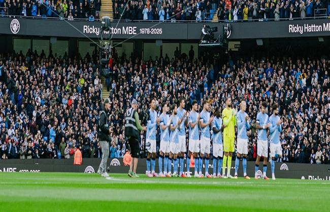 الدوري الإنجليزي.. مانشستر سيتي يتقدم بهدف على يونايتد في الديربي