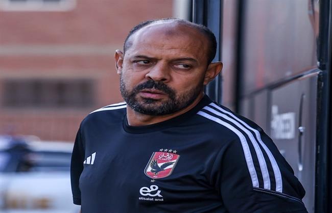 الدوري الممتاز.. الأهلي يصل الملعب لخوض مواجهة إنبي