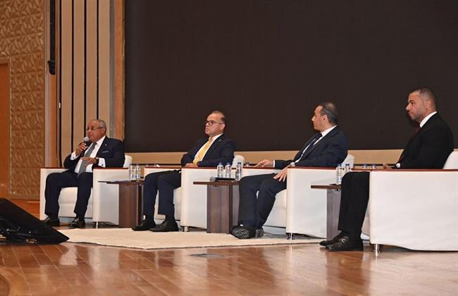 الرقابة الإدارية تنظم جلسة نقاشية حول أسواق المال وتنمية الاقتصاد المصري