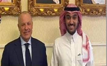 أبو ريدة يهنئ الأمير عبد العزيز بن تركي لاستمراره رئيسًا للاتحاد العربي