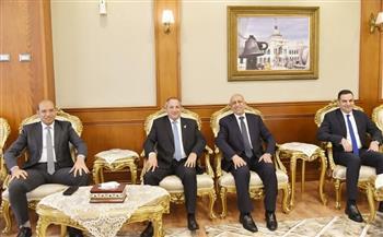 محافظ بورسعيد يستقبل رئيس الأكاديمية العربية للعلوم والتكنولوجيا والنقل البحري