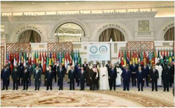 البيان الختامي لقمة الدوحة يؤكد دعم الجهود القطرية المصرية الأمريكية