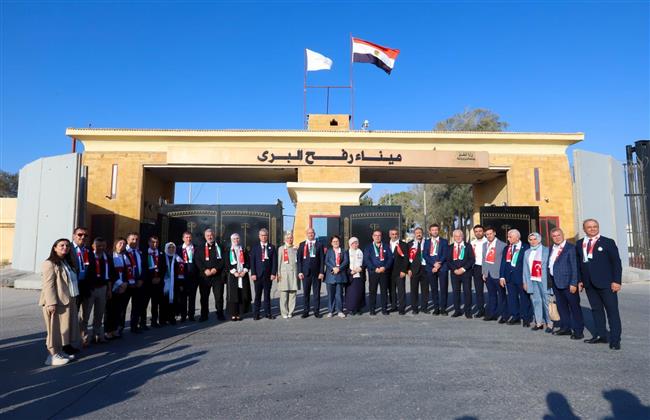 وفد برلماني تركي كبير يزور مصر ويتفقد معبر رفح