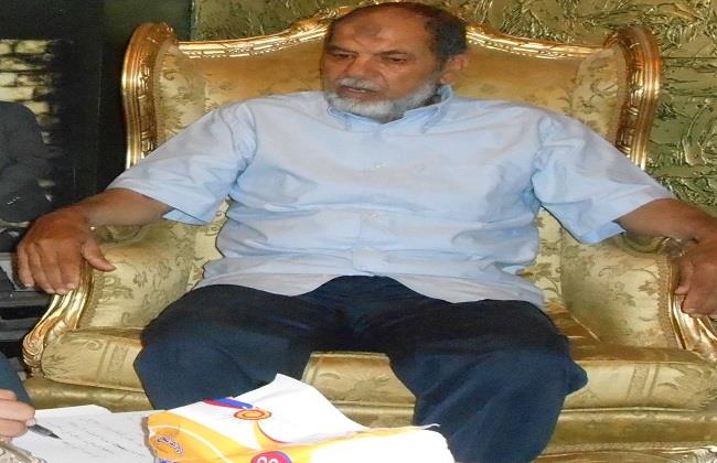 محافظ الغربية ينعى أسطورة غزل المحلة الكابتن عمر عبد الله