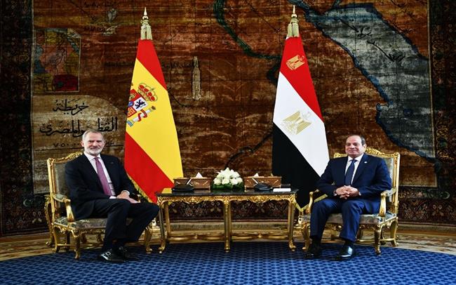 الرئيس السيسي يؤكد لملك إسبانيا ضرورة الوقف الفوري لإطلاق النار في غزة