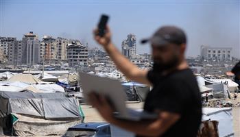 انقطاع خدمات الإنترنت والاتصالات في محافظتي غزة والشمال جراء استهداف مسارات رئيسية