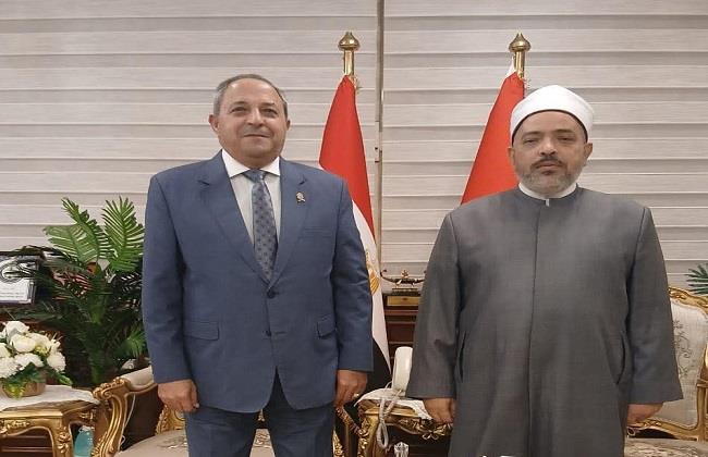 محافظ بورسعيد يستقبل وكيل وزارة الأوقاف ببورسعيد 
