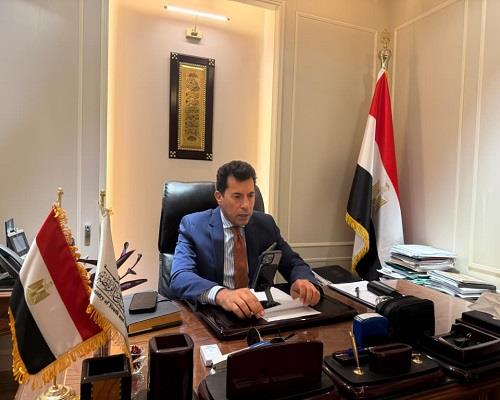 وزير الرياضة يطمئن على استعدادات منتخب مصر للكرة الطائرة في بطولة العالم 