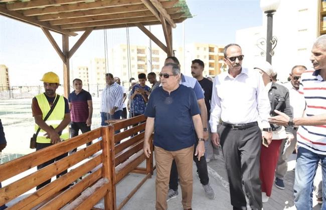 خلال جولة موسعة بمدينة سلام مصر.. محافظ بورسعيد يفتتح حضانة ومسجد ويتفقد مركز الشباب