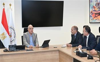 وزير الري يلتقي الرئيس التنفيذي لوكالة الفضاء لبحث التعاون المشترك