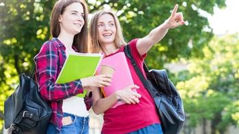 مع بداية العام الجامعي.. خطوات ذكية لاختيار الصديقة الوفية