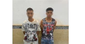 ضبط شخصين تعدوا على آخر بسلاح أبيض في الجيزة