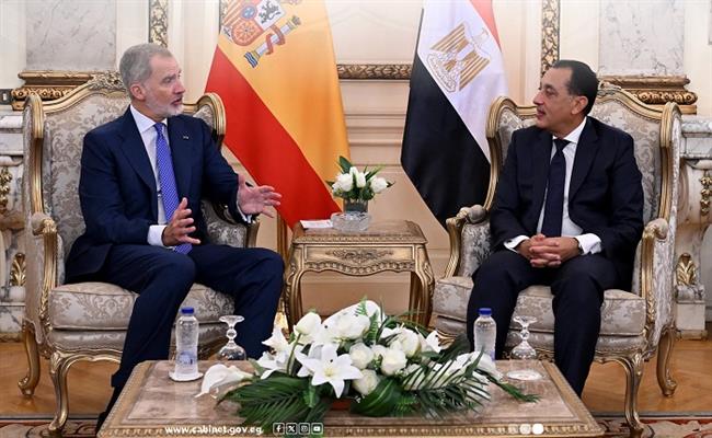 المركز الإعلامي لمجلس الوزراء يستعرض بالإنفوجراف أبرز أنشطة «مدبولي» هذا الأسبوع