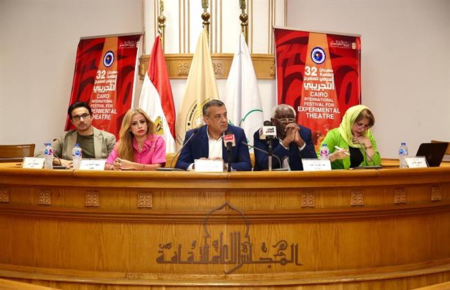مهرجان القاهرة للمسرح التجريبي يناقش الذكاء الاصطناعي ما بين الإبداع الإنساني وتهديد الصناعة