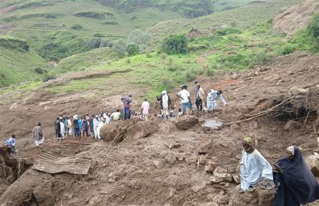كارثة بسبب الانهيارات الأرضية في دارفور.. مصرع أكثر من 1000 شخص