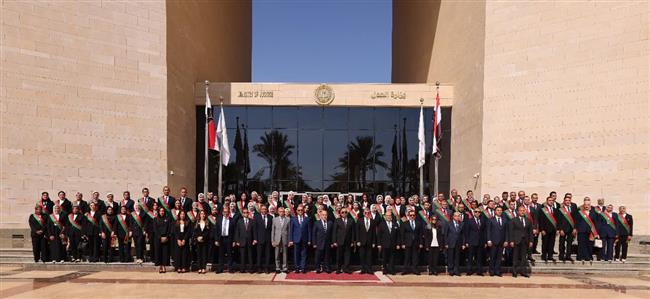 أعضاء النيابة الإدارية الجُدد يؤدون اليمين القانونية أمام وزير العدل بحضور رئيس هيئة النيابة الإدارية