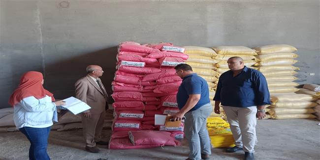 وزير الزراعة يوجه بتكثيف الحملات على المخازن والأسواق بجميع أنحاء الجمهورية وملاحقة محتكري الأعلاف  