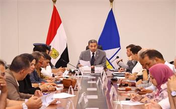 محافظ دمياط يرأس اجتماع اللجنة العليا للمواقف 