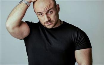 بعد شائعات الزواج.. حقيقة العلاقة بين مي كمال وأحمد مكي 