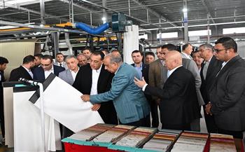 رئيس الوزراء يفتتح مصنع "هنجشينج" الصيني باستثمارات قيمتها 70 مليون دولار
