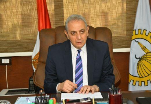 محافظ الغربية: ملف التعليم يحظى بأولوية باعتباره ركيزة أساسية لبناء الإنسان  