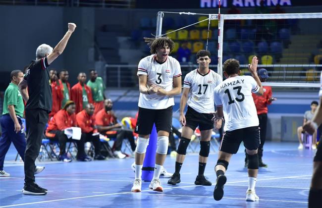 منتخب مصر يتوج ببطولة إفريقيا لشباب الطائرة بعد الفوز على الكاميرون في النهائي