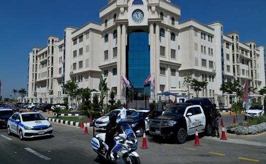 نشر الخدمات المرورية وسيارات الإغاثة على الطرق مع بداية العام الدراسي الجديد 