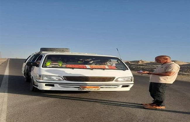 متابعة خطوط سير الميكروباصات "السرفيس" في أول أيام الدراسة بمدينة القصير