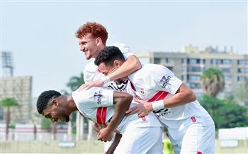 الزمالك يفوز على فاركو بثنائية في دوري 2005