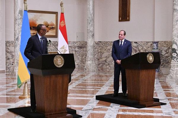 الرئيس السيسي وكاجامي يبحثان تعزيز التعاون الثنائي ويشهدان توقيع اتفاقيات جديدة
