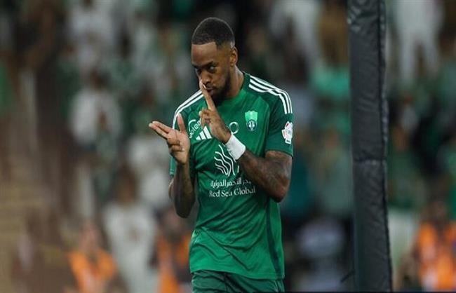 كأس الإنتركونتيننتال.. الأهلى السعودى يدرك التعادل مع بيراميدز من ركلة جزاء 