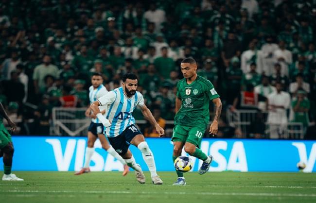 كأس الإنتركونتيننتال.. الأهلي السعودي يتعادل مع بيراميدز في الشوط الأول