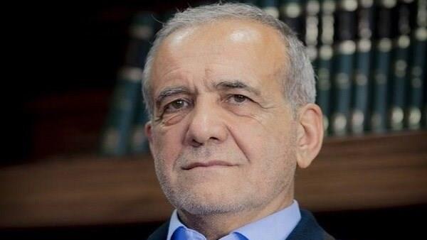 الرئيس الإيراني: لا يمكن التفاوض مع من يريد فرض رأيه بالتسلط والهيمنة