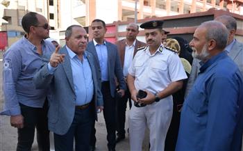محافظ بورسعيد يتفقد المدارس ويوجه برفع كفاءة الخدمات