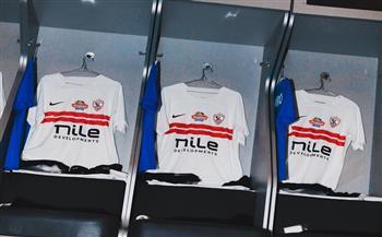 الدوري الممتاز.. قمصان الزمالك تزين استاد القاهرة قبل مباراة الجونة