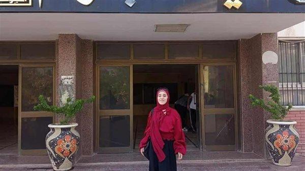 "القومي للمرأة" يشيد بمبادرة رئيس جامعة أسيوط الإنسانية لدعم الطالبة الكفيفة ثريا أشرف