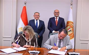 وزير العمل يشهد توقيع بروتوكول تعاون مع الاتحاد المصري للغرف السياحية