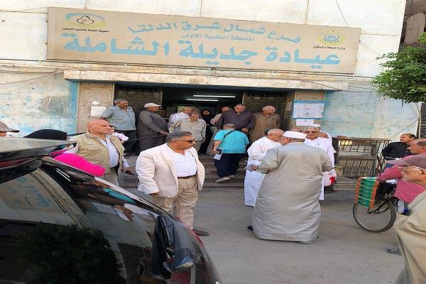 محافظ الدقهلية في زيارة مفاجئة لعيادة التأمين الصحي بجديلة