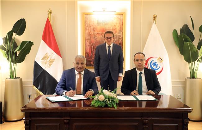 عبدالغفار يشهد توقيع بروتوكول تعاون بين وزارة الصحة وشركة “WMC” لتعزيز الرعاية الصحية