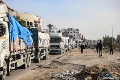  مئات الشاحنات تنطلق من مصر إلى غزة.. وتحركات مكثفة لتعويض فترة توقف المساعدات
