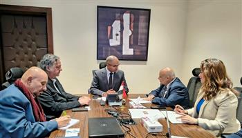 نائب وزير الإسكان يبحث تعزيز التعاون مع شركة مصرية لتوطين تكنولوجيا محطات المياه